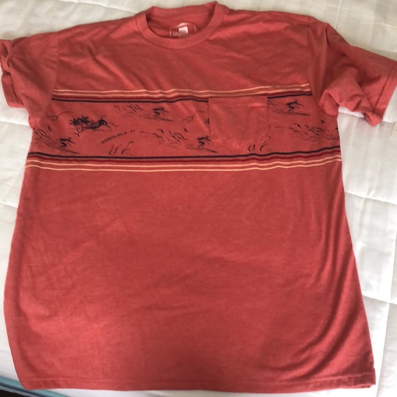 Men’s Large Quicksilver Pocket Tee - Picture 1 of 5